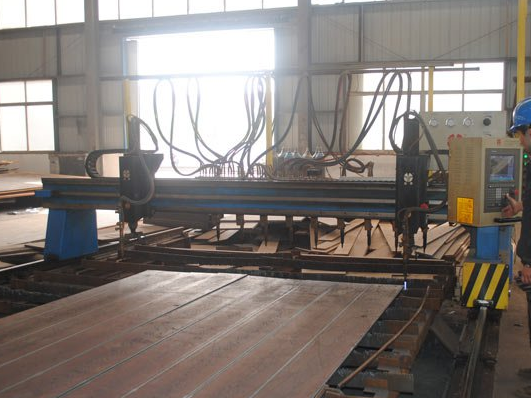 鋼結(jié)構(gòu)公司是怎樣處理鋼結(jié)構(gòu)工程變形的？